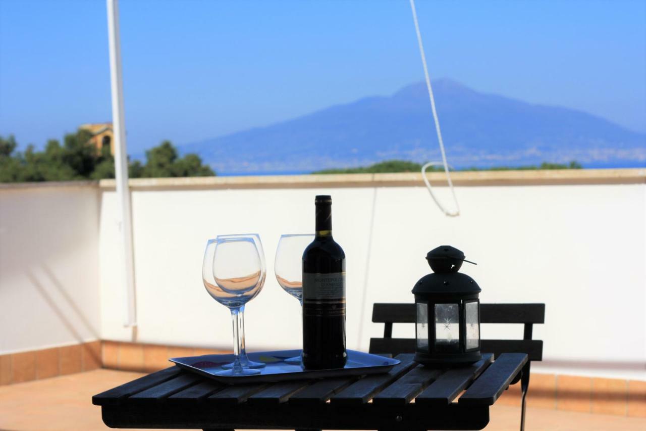 Casa Bice Amazing View Of Vesuvius Apartment Sorrento Exterior photo